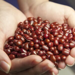 red beans, hands, cereal